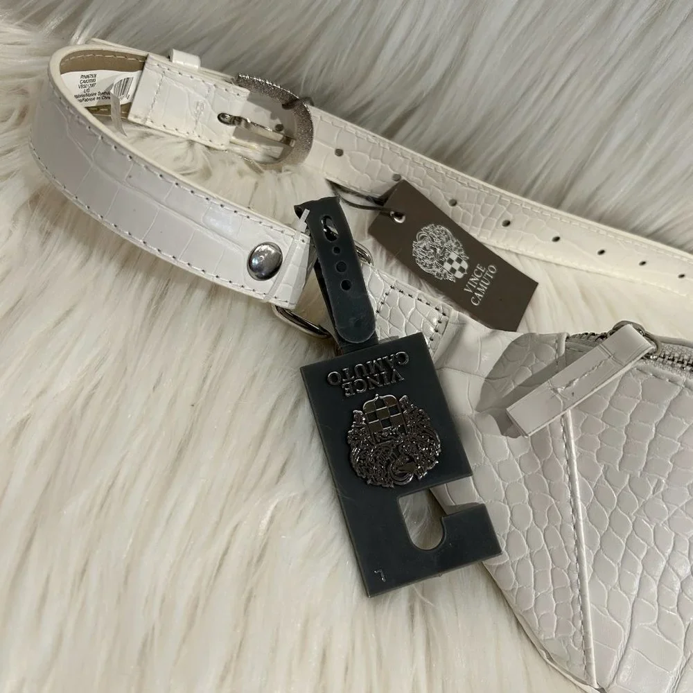 Vince Camuto new tag